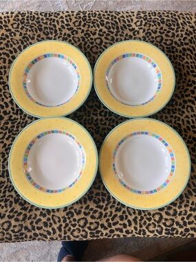 SET OF 4 VILLEROY & BOCH TWIST ALEA LIMONE  9.5" SOUP/SALAD BOWLS